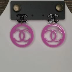The Sparkling Spur Jewelry The Charlie Earrings Black Or Pink Round