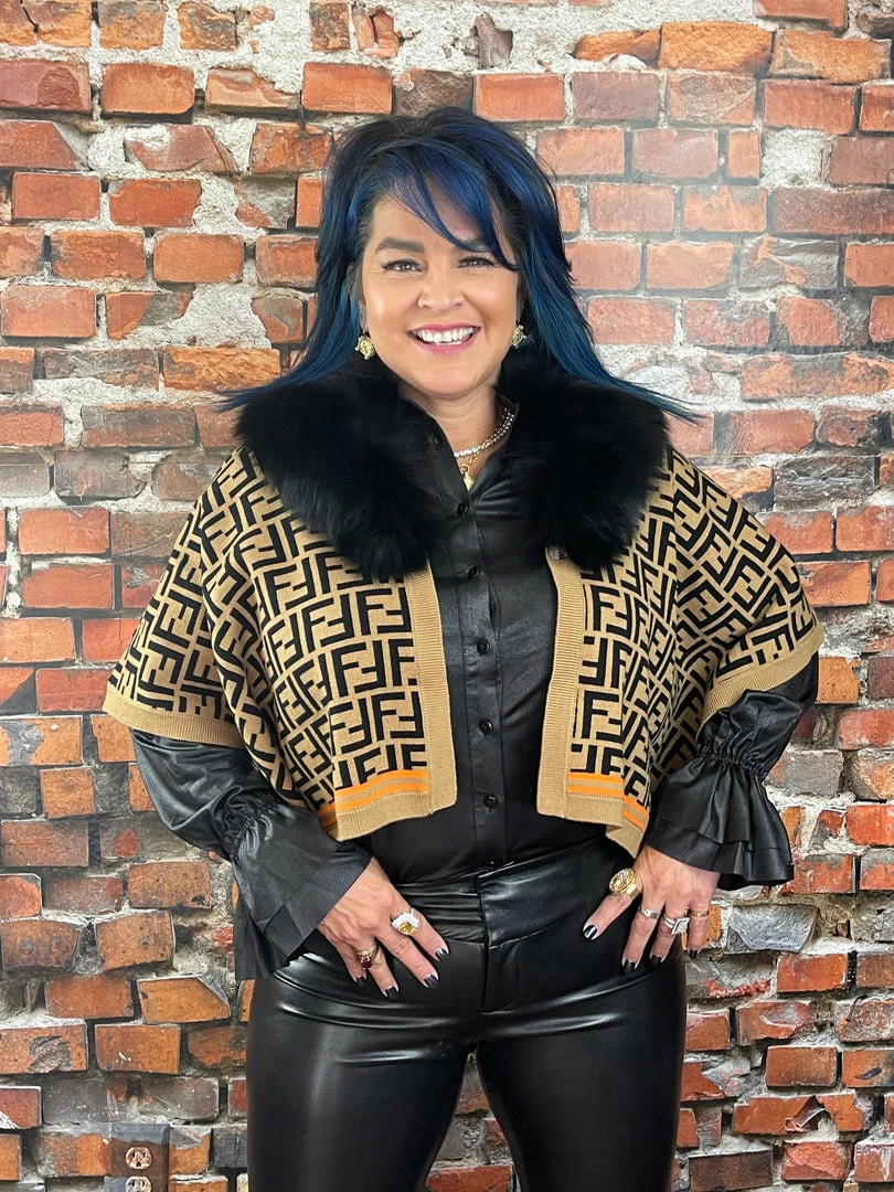 Top 10 ๐งจ Oo La La Letter Pattern Short Cape With Fox Collar New Arrivals ๐ 3 Oo La La Letter Pattern Short Cape With Fox Collar New Arrivals