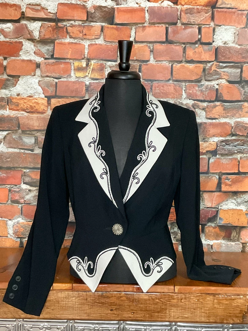 Budget 𧨠Hairston Roberson TIFFIANY'S CLOSET Miss NFR π 3 Hairston Roberson TIFFIANY'S CLOSET Miss NFR