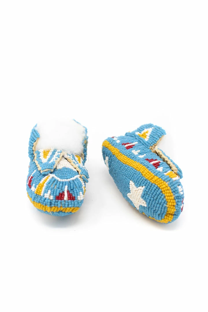 Brand new ๐ The Sparkling Spur Lakota Style Fully Beaded Baby Moccasins โค๏ธ 3 The Sparkling Spur Lakota Style Fully Beaded Baby Moccasins