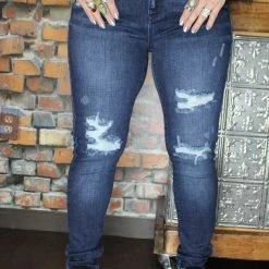 Judy Blue Bottoms Mid-Rise Destroyed Skinny Jeans