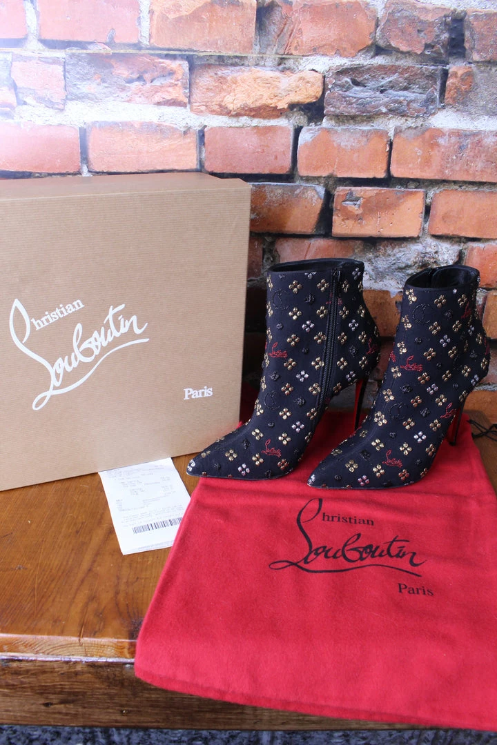 New β€οΈ Christian Louboutin TIFFIANY'S CLOSET So Kate Booty π 2 Christian Louboutin TIFFIANY'S CLOSET So Kate Booty