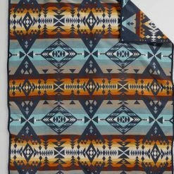 Pendleton Diamond Peak Blanket